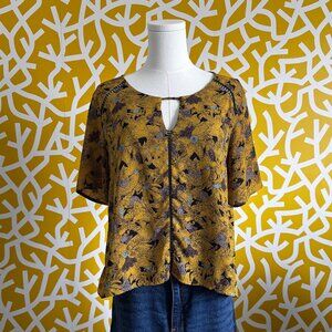 ASTR Yellow Floral Keyhole Boxy Short Sleeve Blouse -  M/L